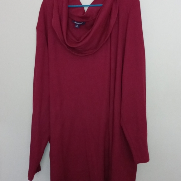 Women plus size shirt - Picture 1 of 3